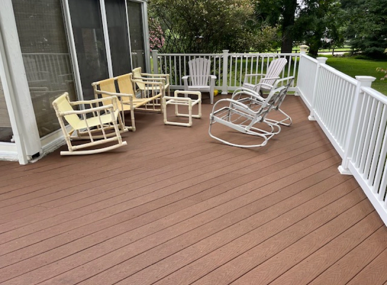 deck after cleaning